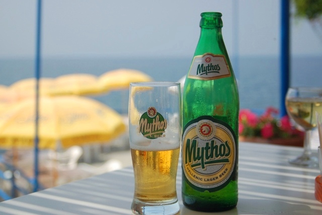 Greek drinks: Lager beers